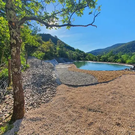 De Barbusse Отель типа 