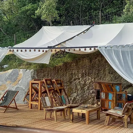 De Barbusse Couette-café