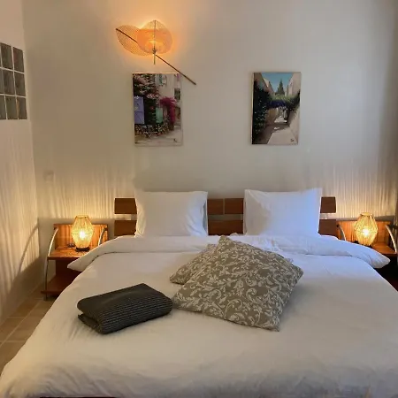 Bed & Breakfast De Barbusse Tornac